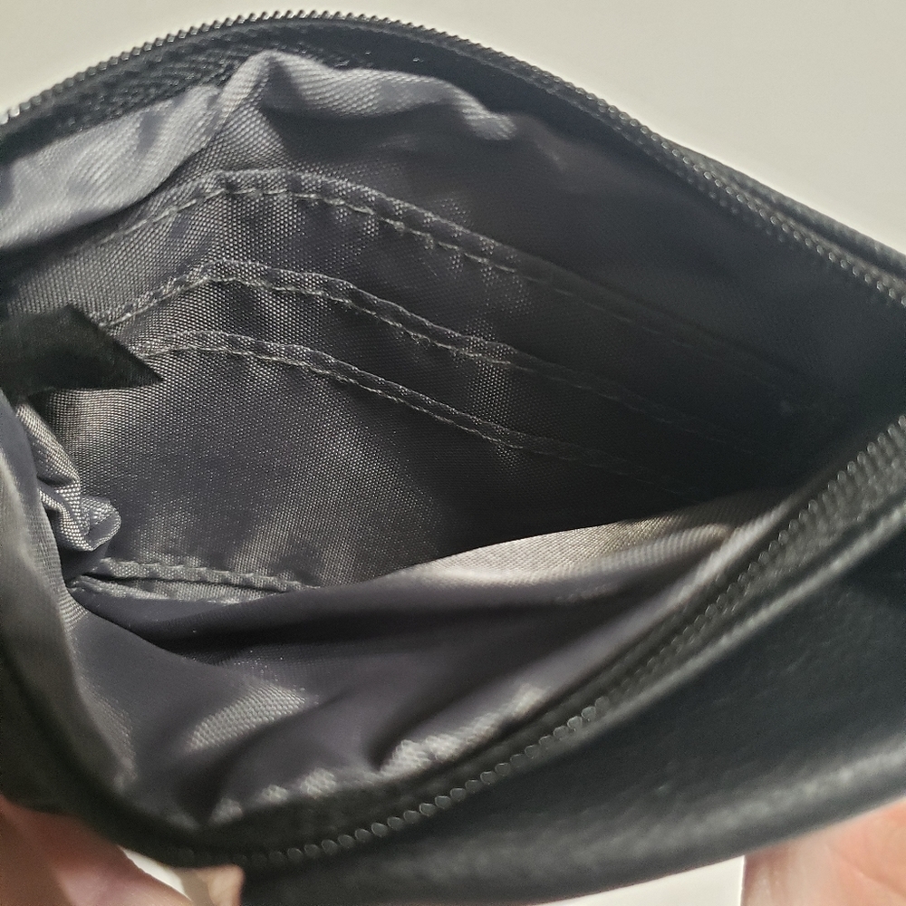 NWT Mundi Black Coin Purse/ID  Wristlet - Picture 5 of 8